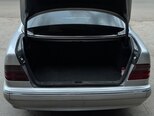 Mercedes E 200-9