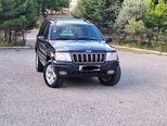 Jeep Grand Cherokee-10