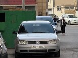 Volkswagen Golf-9