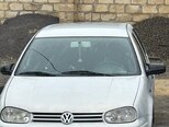 Volkswagen Golf-10