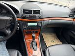 Mercedes E 200-11