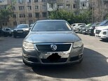 Volkswagen Passat-1