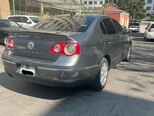 Volkswagen Passat-5