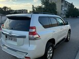 Toyota Land Cruiser Prado-4