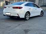 Hyundai Sonata-5