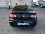 Volkswagen Passat-4