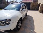 Renault Duster-6