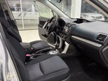 Subaru Forester-11