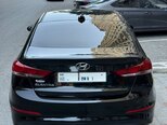 Hyundai Elantra-4