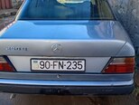 Mercedes E 200-2