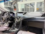 Hyundai Azera-11