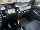 Toyota Land Cruiser Prado-16