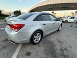 Chevrolet Cruze-12
