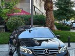 Mercedes E 220-1