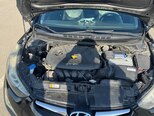 Hyundai Elantra-6