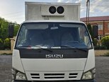 Isuzu NPR 66 L-9