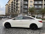 Hyundai Sonata-4