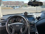 Hyundai Elantra-11
