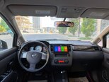 Nissan Tiida-10