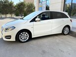 Mercedes B 180-6