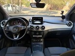 Mercedes B 180-3