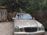 Mercedes E 220-5