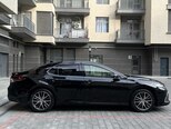 Toyota Camry-7