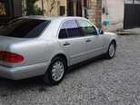 Mercedes E 200-3