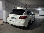 Porsche Cayenne GTS-2