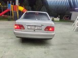 Mercedes E 200-2