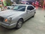 Mercedes E 200-1