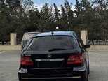 Mercedes B 200-4