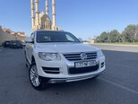 Volkswagen Touareg-1