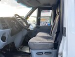 Ford Transit-17