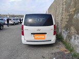Hyundai H-1-2