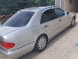 Mercedes E 200-6