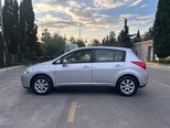 Nissan Tiida-8