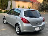 Nissan Tiida-4
