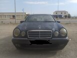 Mercedes E 280-1