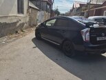 Toyota Prius-7