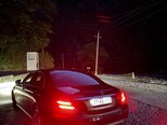 Mercedes E 220 d-3