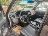 Mitsubishi Pajero-5