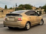 Toyota Prius-4