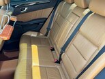Mercedes E 220-13