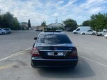 Mercedes E 220-2
