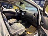 Nissan Note-7