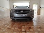 Hyundai Sonata-1