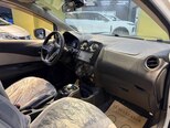 Nissan Note-7
