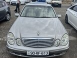 Mercedes E 320-1