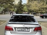 Mercedes E 220-6